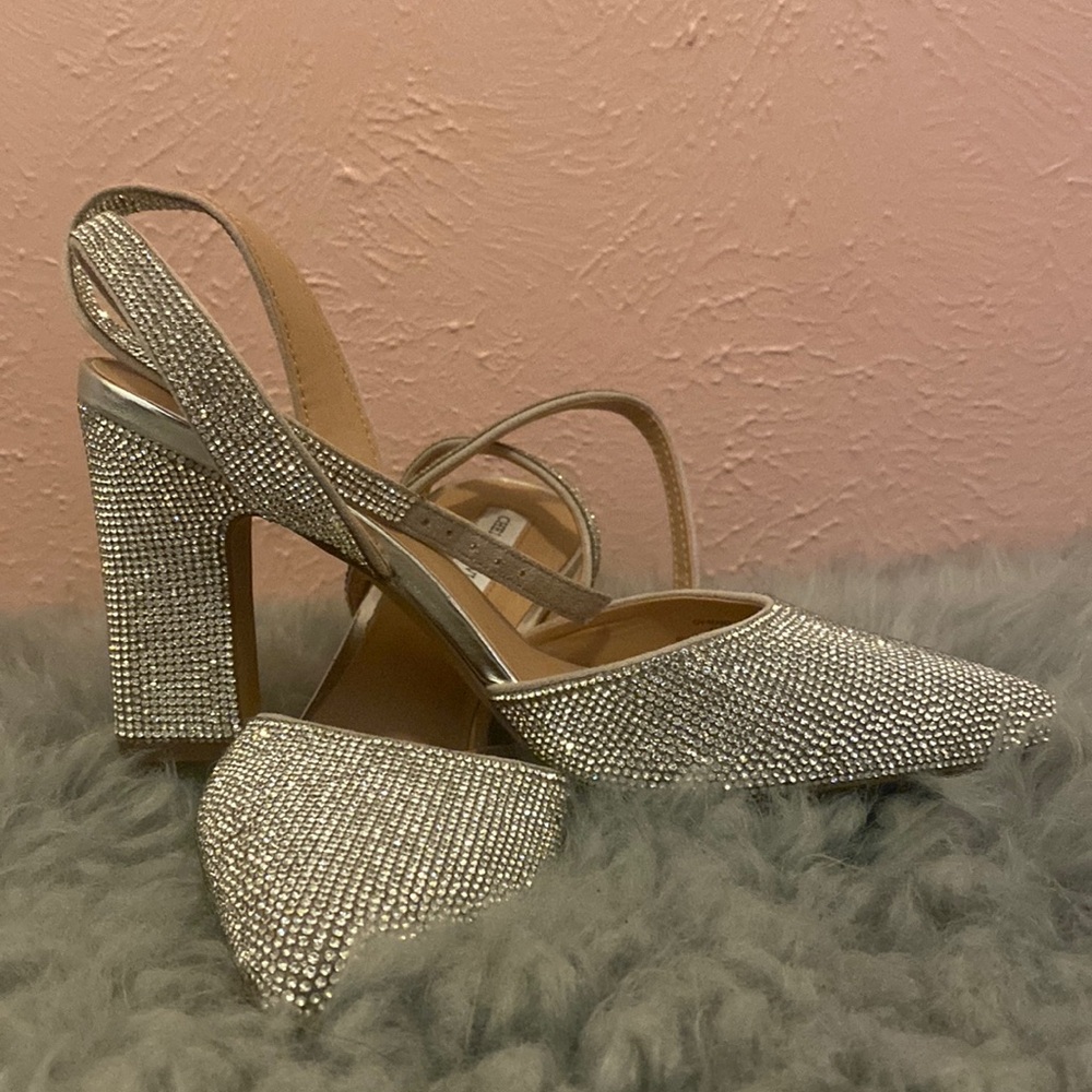 Chelsea &Violet heels